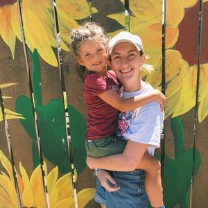 Meet your Posher, Abby